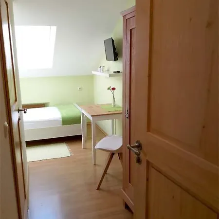Zimmervermietung Huber Apartment Vogtareuth